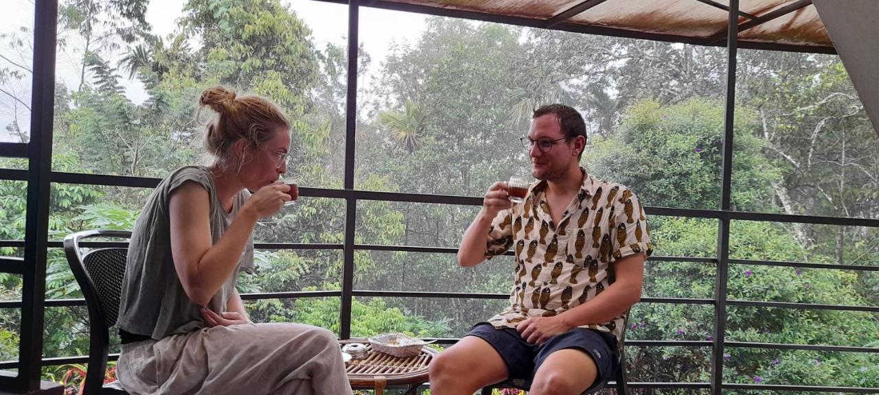 Le Farmhouse Munnar Anachal Ngoại thất bức ảnh