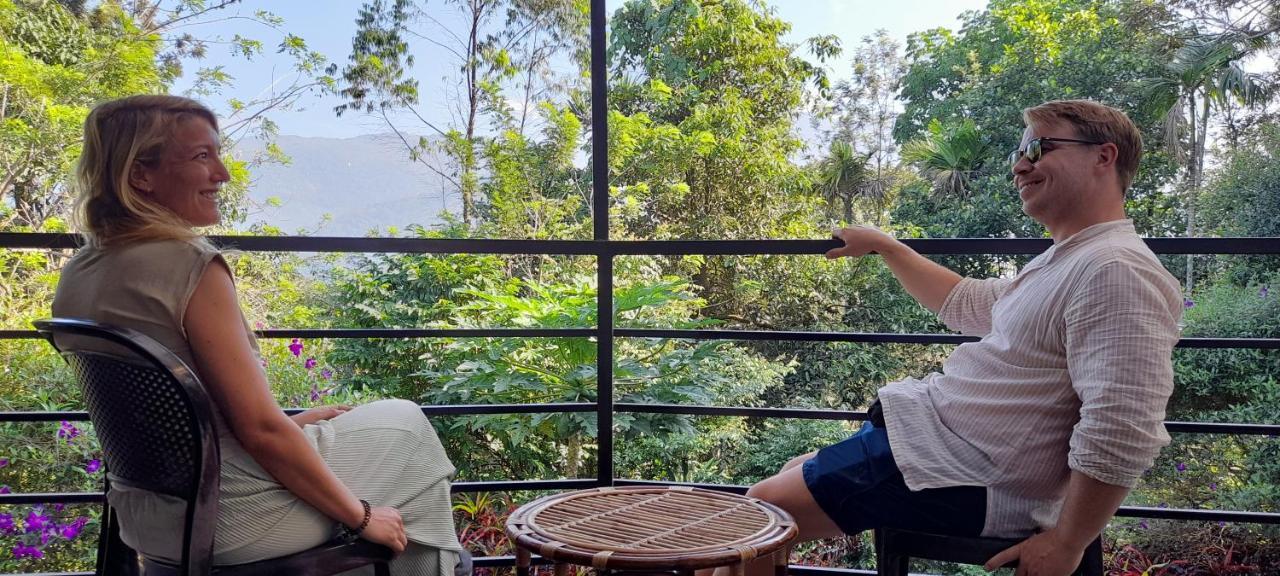Le Farmhouse Munnar Anachal Ngoại thất bức ảnh