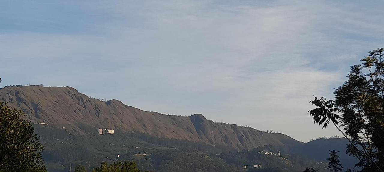 Le Farmhouse Munnar Anachal Ngoại thất bức ảnh
