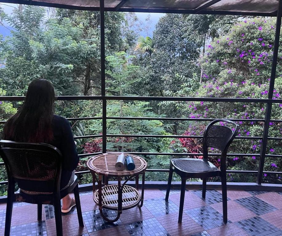 Le Farmhouse Munnar Anachal Ngoại thất bức ảnh
